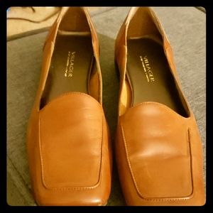 Tan Liz Claiborne Leather Loafers